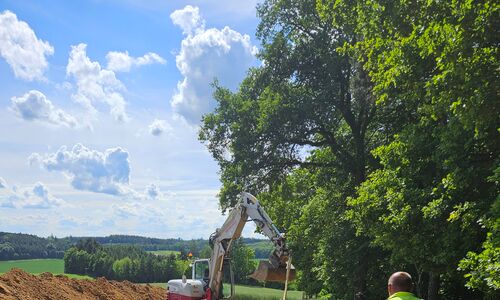 Erdarbeiten für Wasserleitungsbau